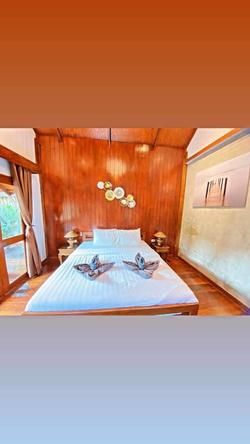 Hotel Little Rock Kohjum Koh Jum Esterno foto