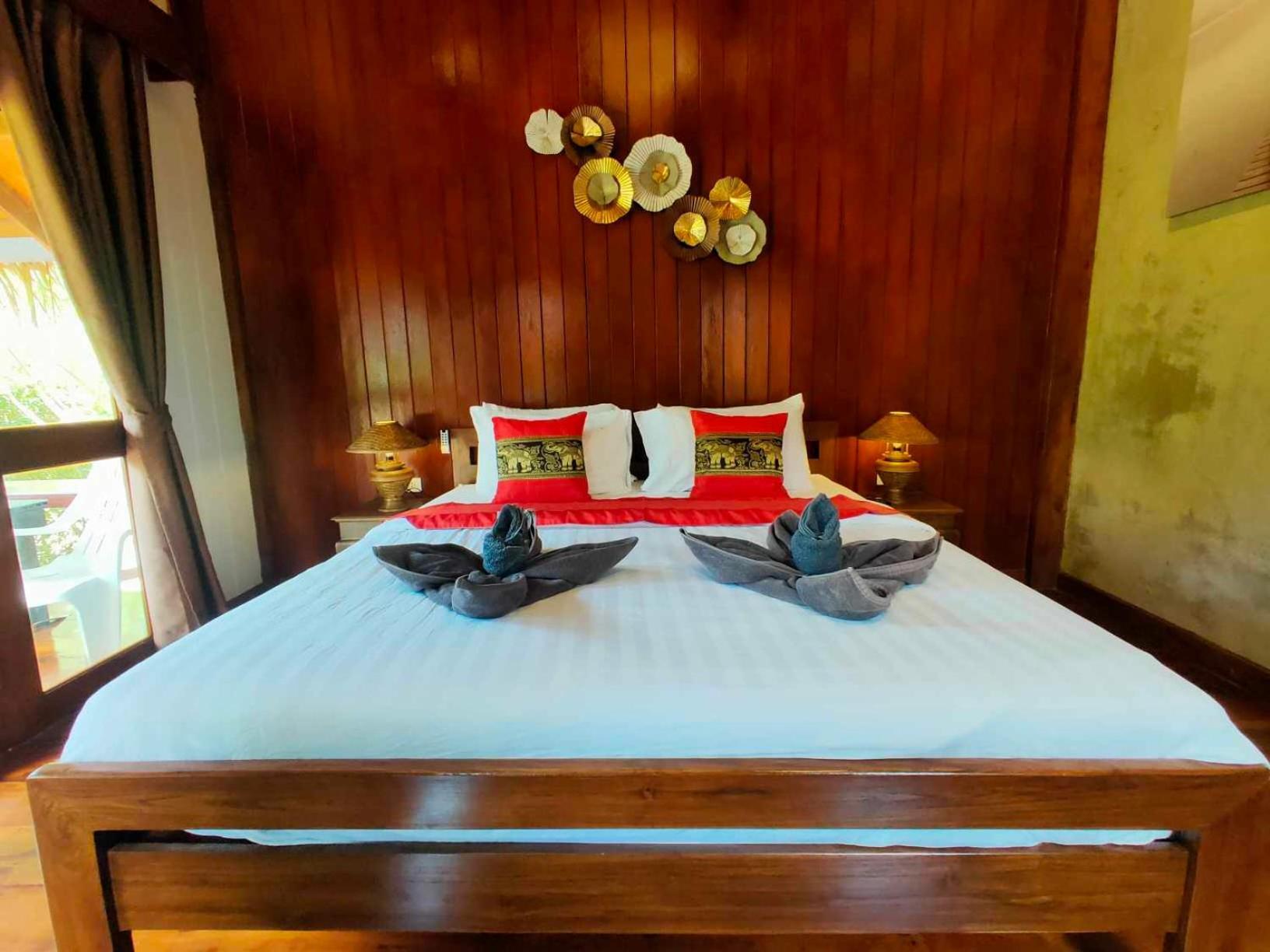 Hotel Little Rock Kohjum Koh Jum Esterno foto